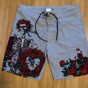 Never worn section 119 Grateful Dead board shorts
